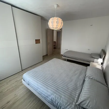 Al Campanile-valtellina -15 Min Bernina Express Apartment *